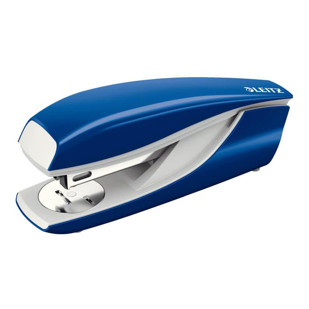 Häftapparat LEITZ WOW 5502 30ark m.blå